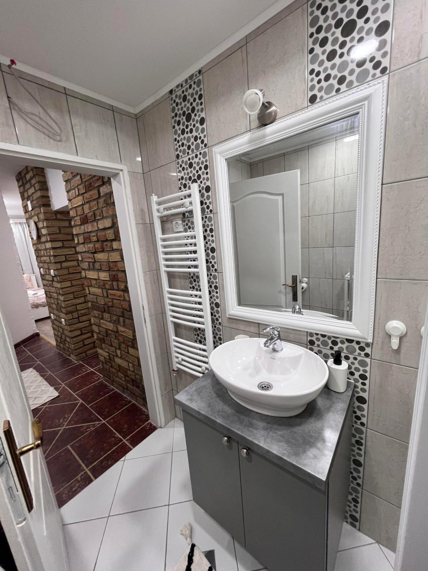 Guest House Lila Sombor Bagian luar foto