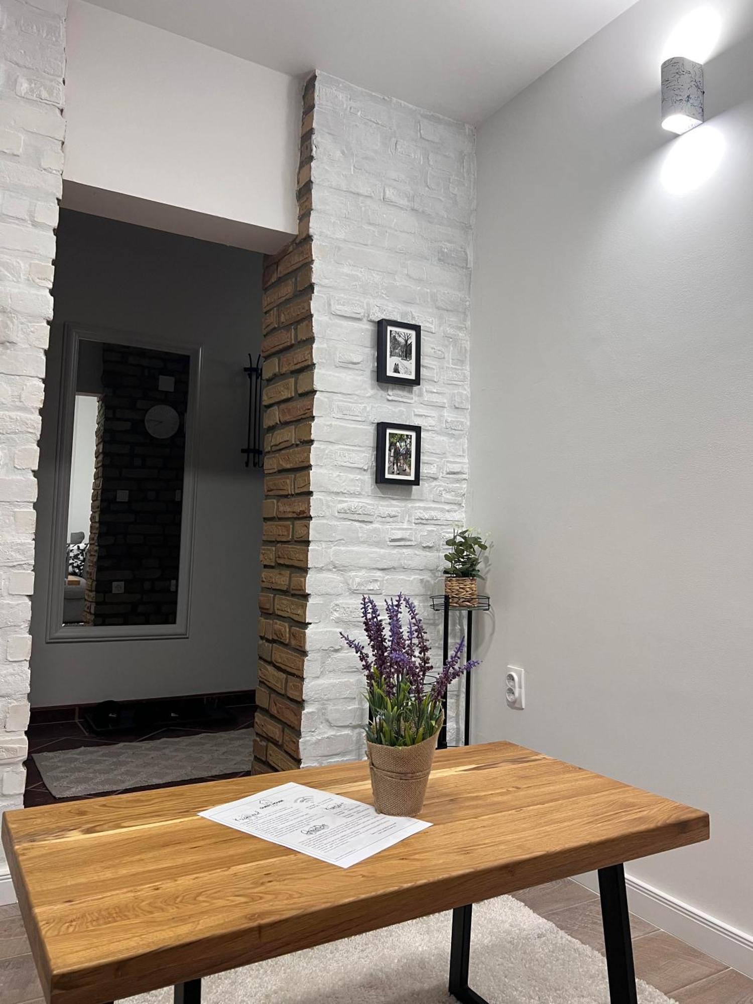 Guest House Lila Sombor Bagian luar foto