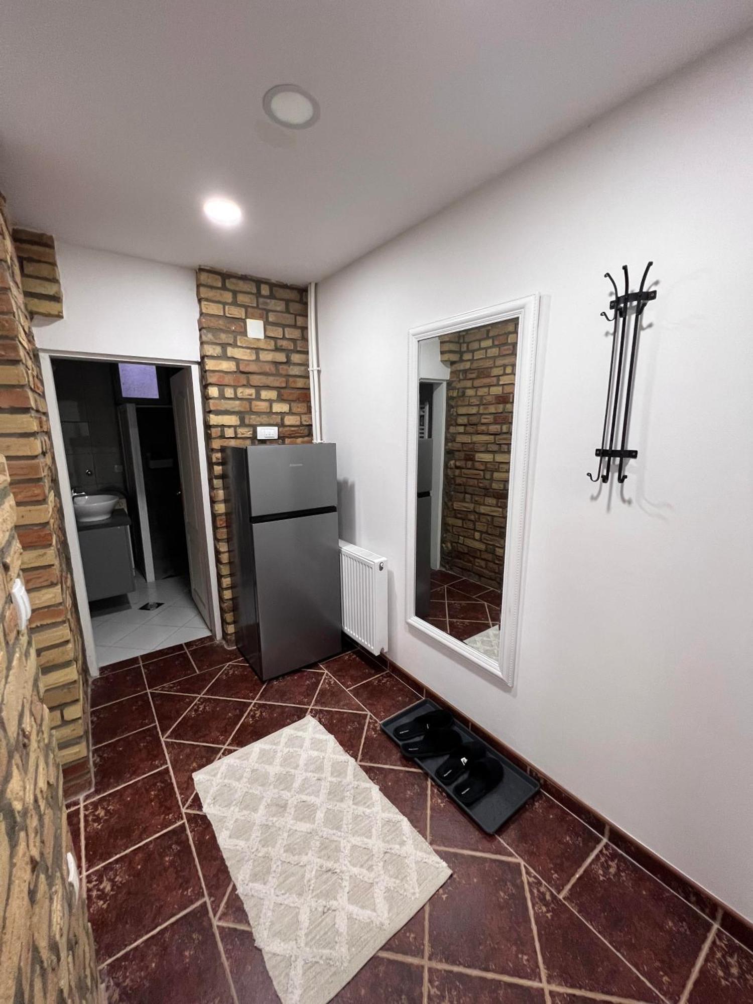 Guest House Lila Sombor Bagian luar foto