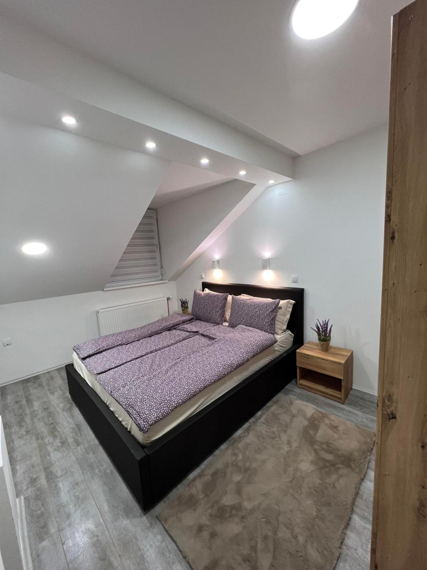 Guest House Lila Sombor Bagian luar foto