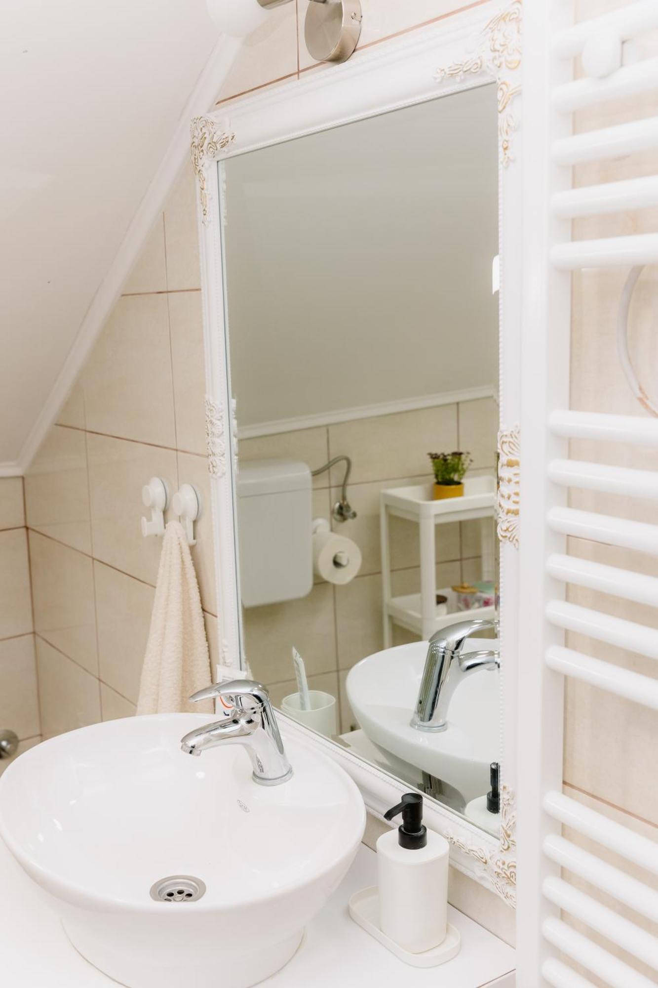 Guest House Lila Sombor Bagian luar foto